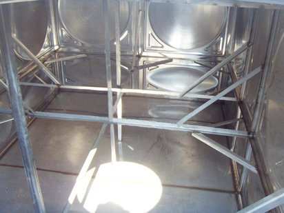 不锈钢水箱内部拉筋的结构及安装插图1